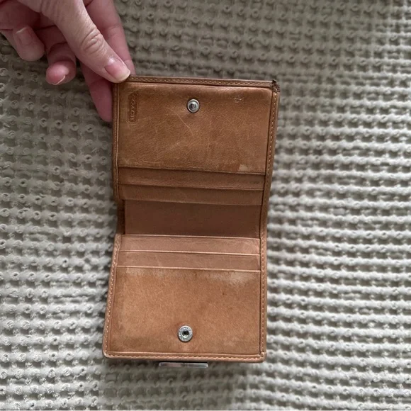 Coach Vintage Tan Leather SoHo Flap Bag with matching wallet - Picture 2 of 7